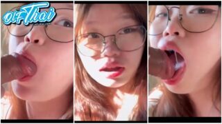 คลิปหลุด Onlyfans natnpnicha หรือ twitter Natnp น้องแนทสาวอวบนมโตมาในลุคแว่นเซ็กส์โชว์สกิลลีลาการโม้คควยแฟน ดูดเสียวอมมิดด้ามคอลึกๆควยใหญ่เต็มปาก โม้คจนแฟนทนไม่ไหวน้ำเยิ้มเต็มปาก