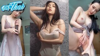 คลิปหลุด jennypinky onlyfans อาหมวยดาวโอนลี่แฟน เจนนี่พิงค์ ลุคชุดนอนไม่ได้นอนกับดิลโด้คู่ใจจับชักว่าวยั่วๆแฟนคลับ ยืนยกขาจับควยปลอมยัดหีฟิตๆแน่นๆซอยหีรัวๆจนน้ำหีไหลเยิ้มแฉะเต็มรูหี